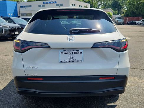 Used 2026 Honda HR-V LX image 5