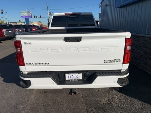 Used 2022 Chevrolet Silverado 3500 High Country w/ Safety Package II image 7