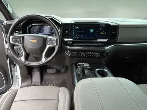 Used 2025 Chevrolet Silverado 1500 LTZ w/ LTZ Premium Package AWD/4WD image 16