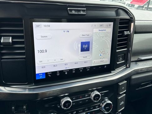 Used 2025 Ford F250 Lariat w/ Chrome Package image 22