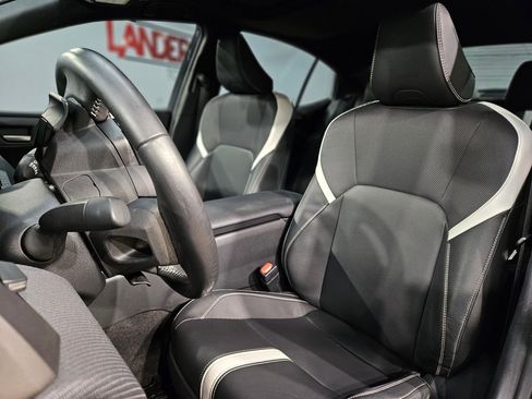 Used 2025 Toyota Camry SE image 24