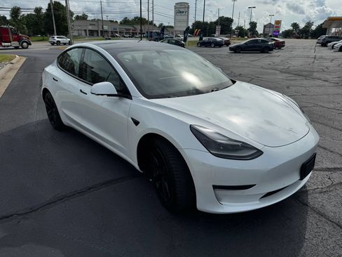 Used 2021 Tesla Model 3 Long Range AWD/4WD image 4