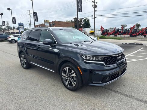 Used 2023 Kia Sorento EX AWD/4WD image 1
