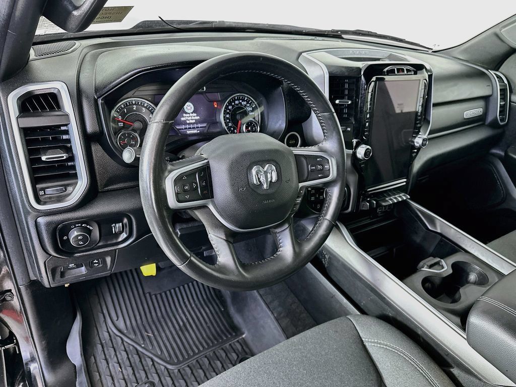 Used 2022 RAM 1500 Big Horn AWD/4WD image 30