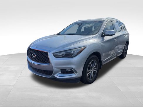 Used 2020 INFINITI QX60 Luxe w/ Essential Package image 6