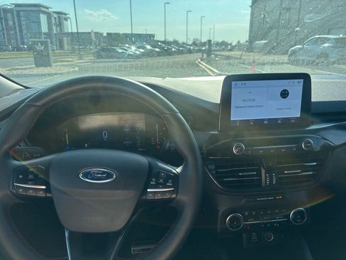 Used 2024 Ford Escape ST-Line w/ Cold Weather Package image 13