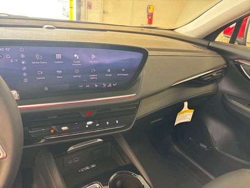 New 2025 Buick Envision Preferred image 36
