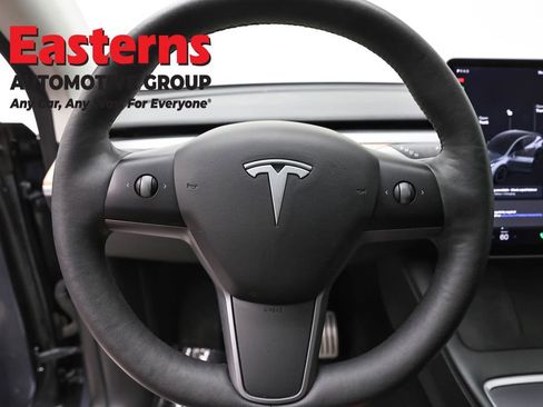 Used 2021 Tesla Model Y Performance image 10
