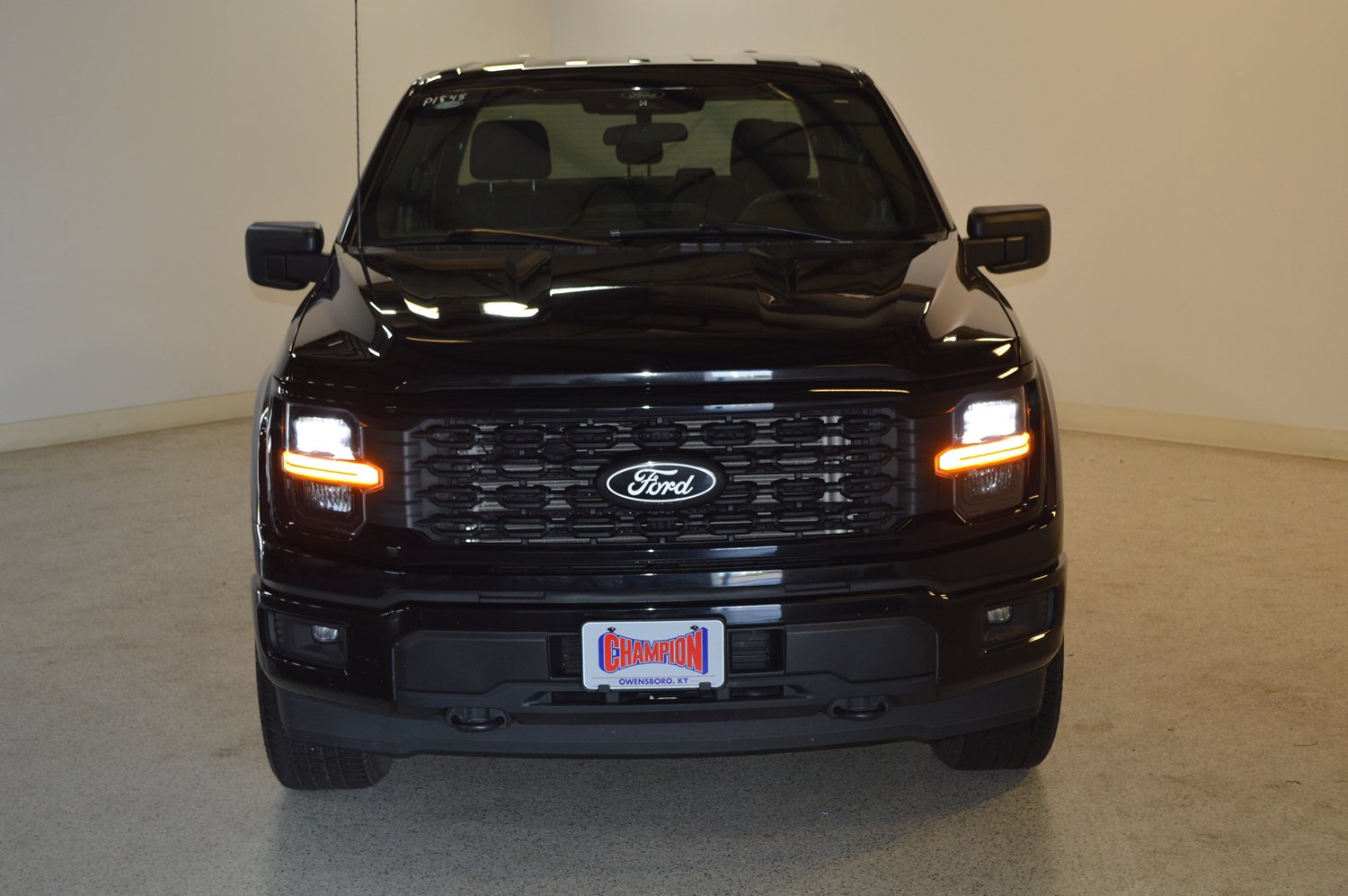 Used 2024 Ford F150 STX w/ STX Black Appearance Package AWD/4WD image 8