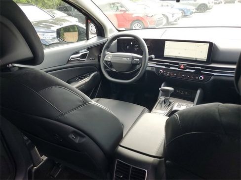 New 2026 Kia Sportage SX image 17