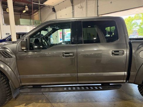 Used 2018 Ford F150 Raptor w/ Equipment Group 802A Luxury AWD/4WD image 14