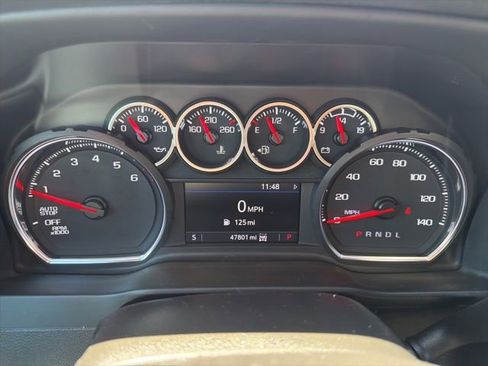 Used 2022 Chevrolet Silverado 1500 LT AWD/4WD image 21