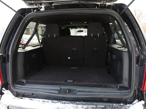 Used 2016 Ford Expedition EL XLT image 14