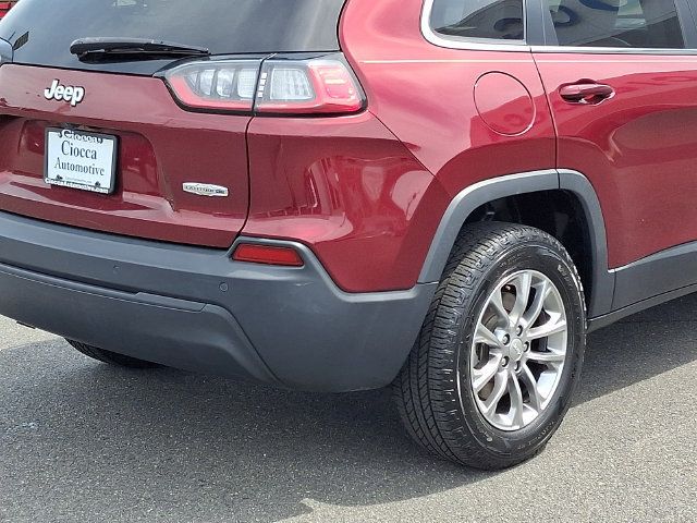 Used 2020 Jeep Cherokee Latitude Plus AWD/4WD image 14