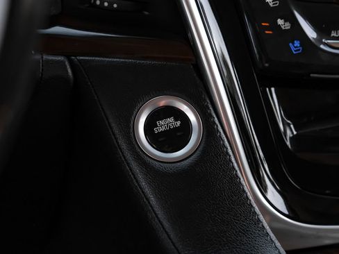 Used 2018 Cadillac Escalade Luxury RWD image 20