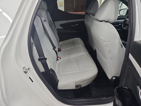 Used 2025 Hyundai Santa Cruz SEL image 18