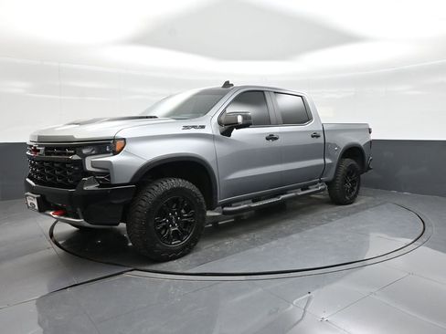 Used 2023 Chevrolet Silverado 1500 ZR2 w/ Technology Package AWD/4WD image 24