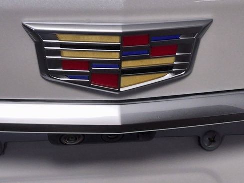 New 2026 Cadillac XT5 Sportv w/ LPO, Floor Liner Package image 8