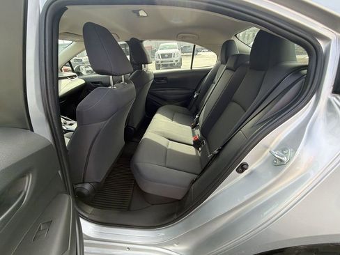 Used 2022 Toyota Corolla LE image 14