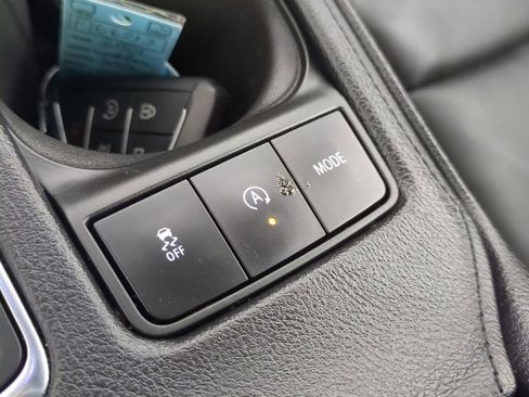 Used 2024 Cadillac XT4 Premium Luxury w/ Technology Package image 29