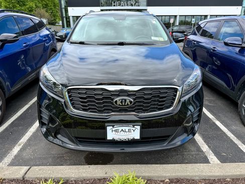 Used 2019 Kia Sorento AWD w/ LX Convenience Package image 2