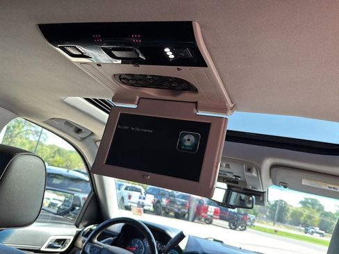 Used 2020 GMC Yukon XL Denali w/ Denali Ultimate Package image 19