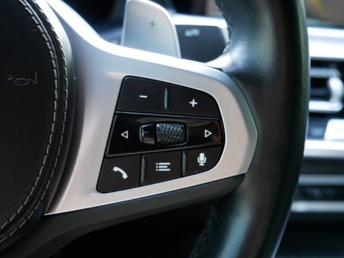 Used 2023 BMW X6 xDrive40i w/ M Sport Package image 29