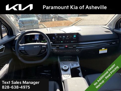 New 2026 Kia Sportage EX image 7