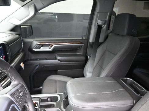 Used 2024 GMC Sierra 1500 Elevation w/ X31 Off-Road Package image 21