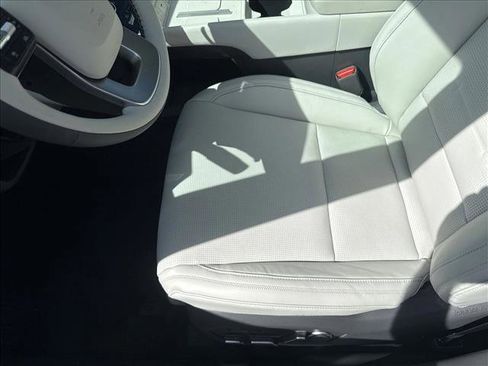 Certified 2025 Hyundai Santa Fe Calligraphy image 5