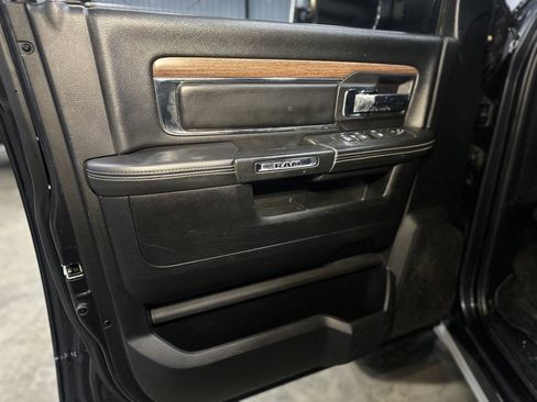 Used 2015 RAM 2500 Laramie w/ Convenience Group image 19