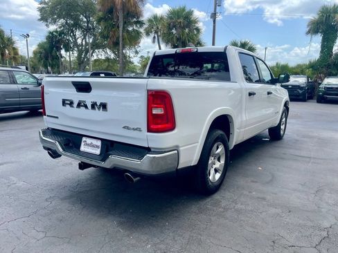 Used 2025 RAM 1500 Big Horn AWD/4WD image 6