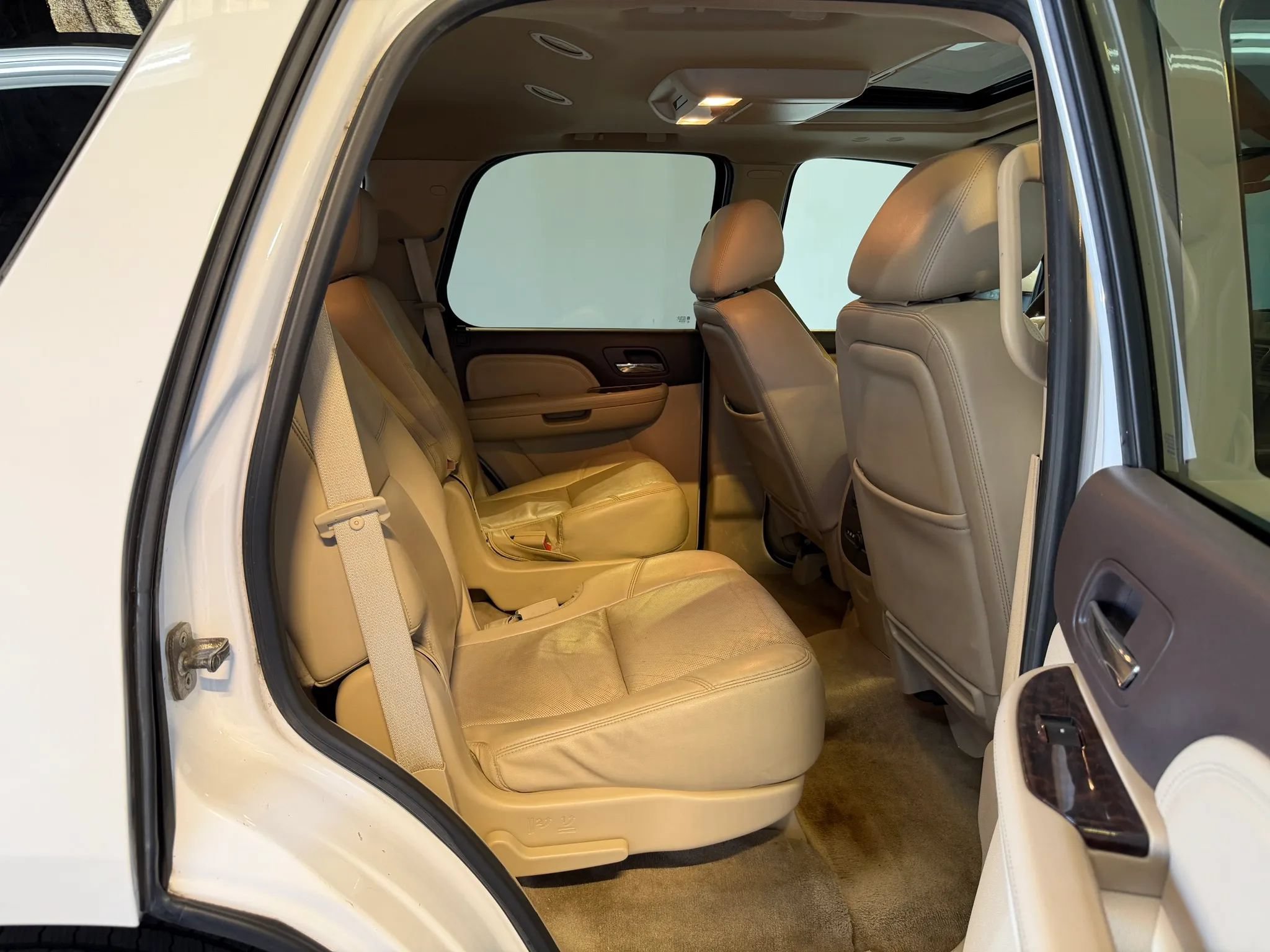 Used 2012 GMC Yukon Denali AWD/4WD image 33