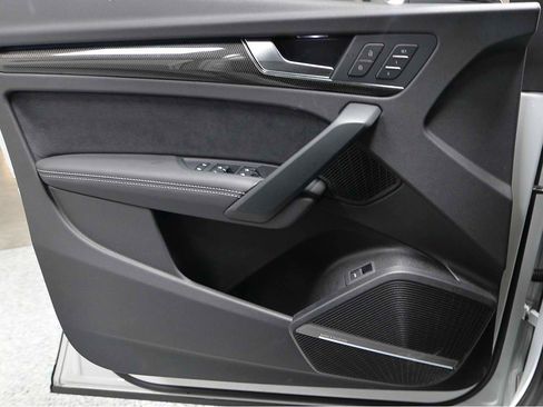 Used 2024 Audi SQ5 Prestige image 6