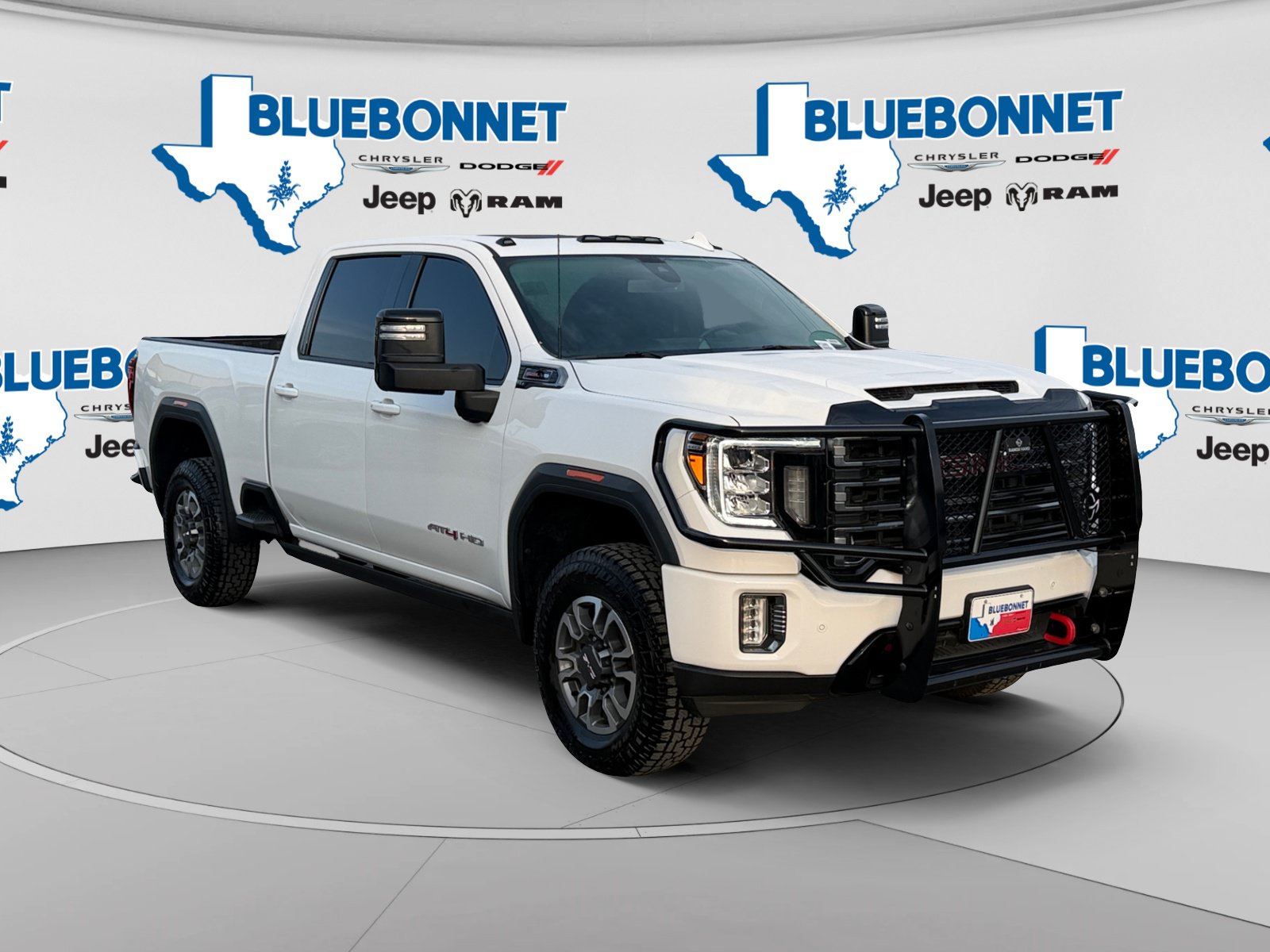 Used 2022 GMC Sierra 2500 AT4 w/ AT4 Preferred Package AWD/4WD image 3