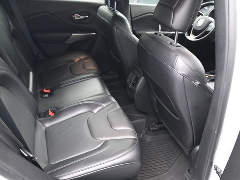 Used 2021 Jeep Cherokee High Altitude image 8