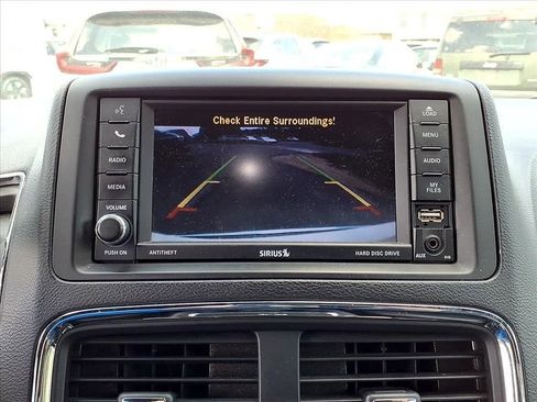 Used 2019 Dodge Grand Caravan GT FWD image 11