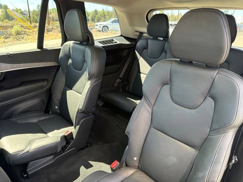 Used 2023 Volvo XC90 T8 Ultimate w/ Protection Package Premier AWD/4WD image 22
