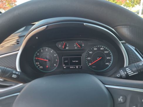 Used 2024 Chevrolet Malibu LT image 26