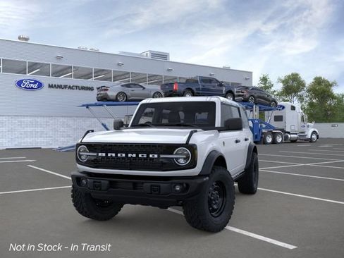 New 2026 Ford Bronco Badlands w/ Black Appearance Package AWD/4WD image 2