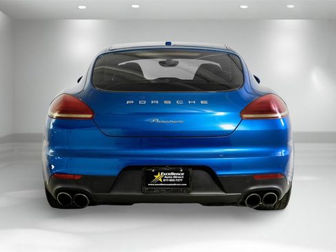 Used 2016 Porsche Panamera Edition w/ Premium Package Plus image 10