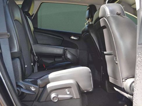 Used 2018 Dodge Journey Crossroad image 24