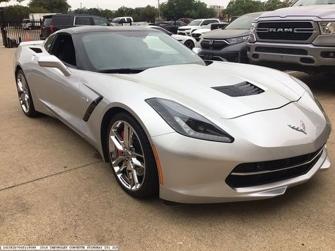 Used 2016 Chevrolet Corvette Stingray Coupe w/ 2LT Preferred Equipment Group image 4