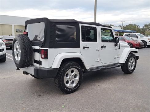 Used 2015 Jeep Wrangler Unlimited Sahara w/ Connectivity Group image 6