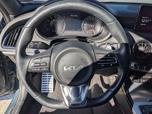 Used 2023 Kia Stinger GT2 image 19