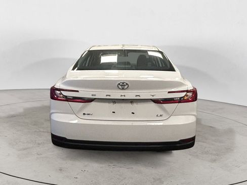 Used 2025 Toyota Camry LE FWD image 4