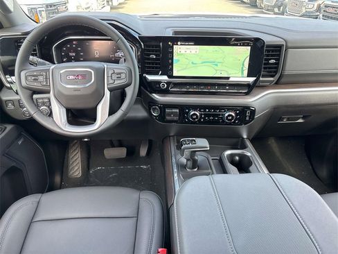 New 2026 GMC Sierra 1500 SLT w/ SLT Premium Package image 6