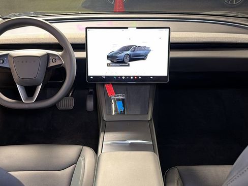 Used 2024 Tesla Model 3 Long Range image 17