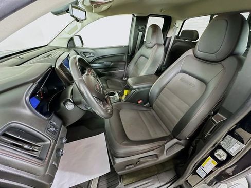 Used 2017 GMC Canyon SLE w/ All Terrain X Package image 22