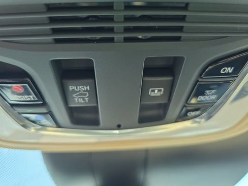 Used 2020 Acura RDX AWD w/ Advance Package image 25